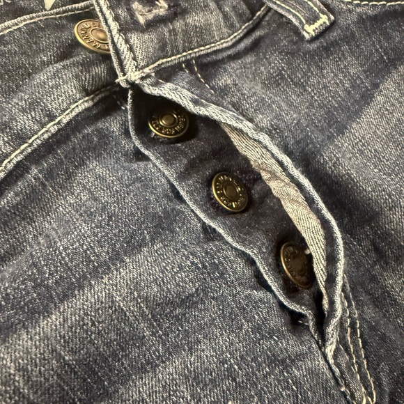 7 For All Mankind Denim Bermuda Shorts 28 Distressed Raw Hem USA Made - Picture 3 of 10